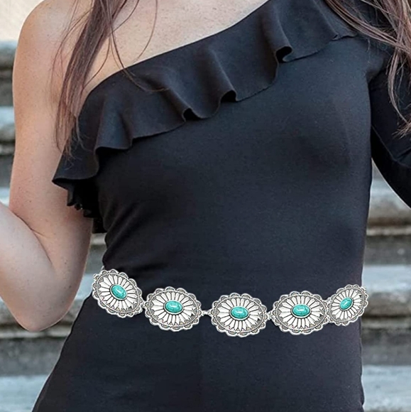 New concho silver and turquoise color chain belt. Fits up to 50" - Picture 1 of 4